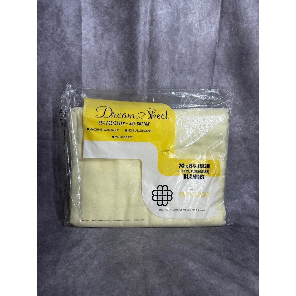 Vintage Beacon Dream Sheet Yellow Blanket 70x84 MCM‎ Made in USA New Old Stock